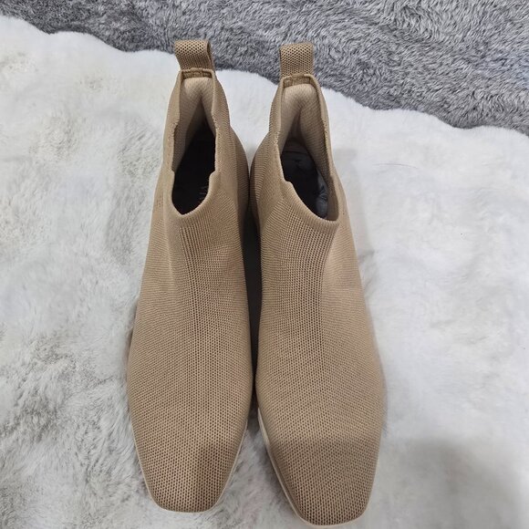 Vivaia Women's Ryan Chelsea Boot Size 41.5 Nude Peach Square Toe Pre Owned GREAT - Picture 9 of 10